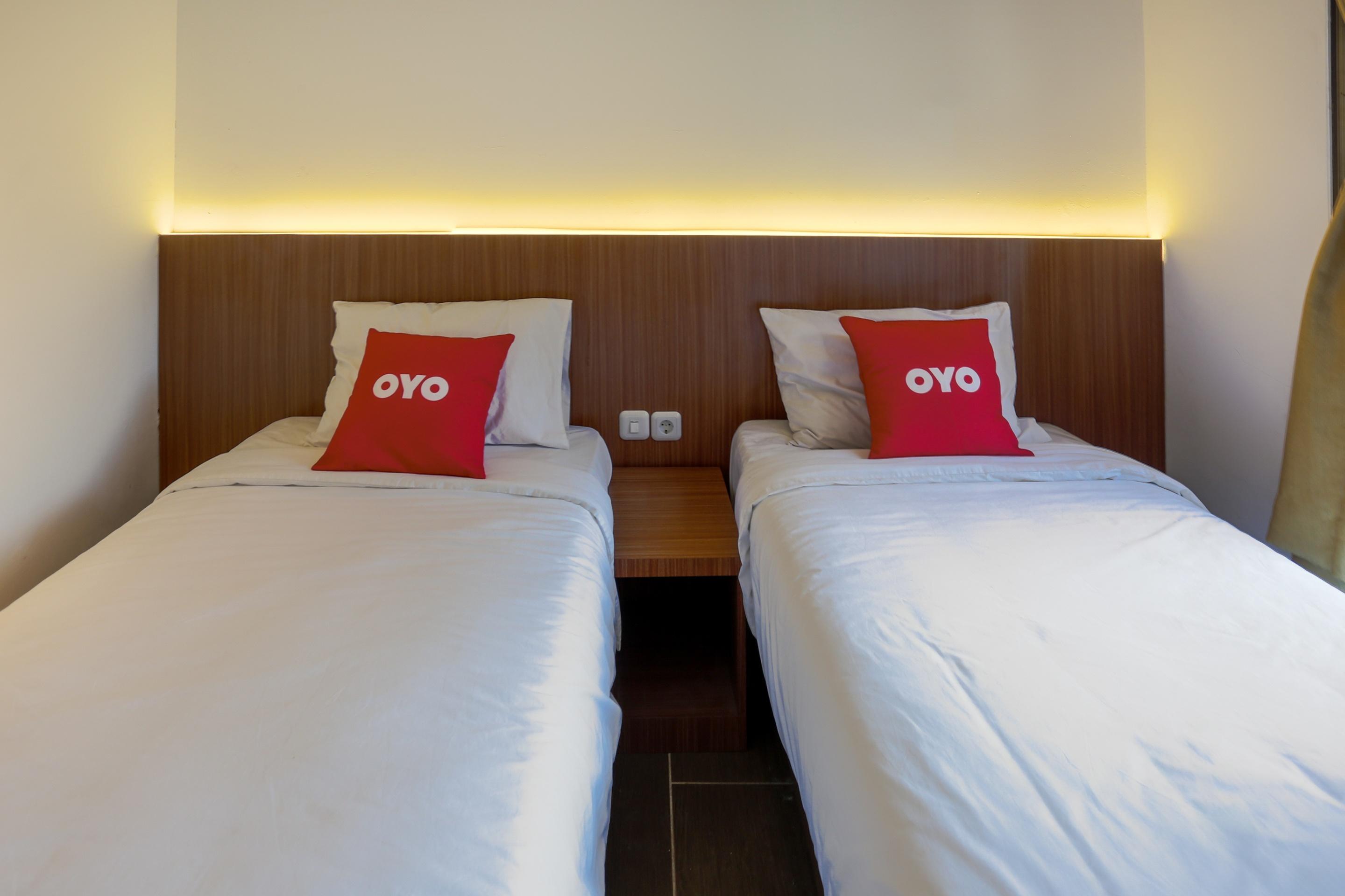 ג'קרטה Super Oyo 3109 Point Inn מראה חיצוני תמונה