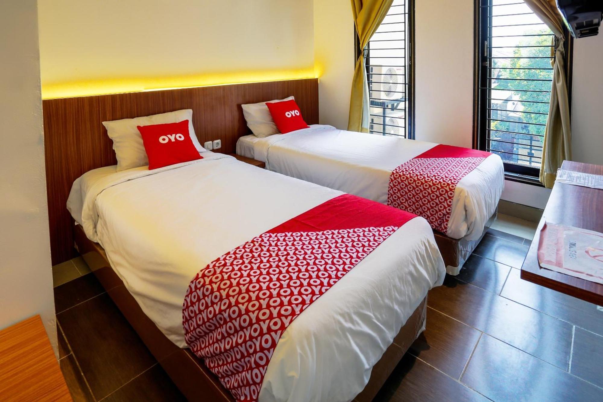 ג'קרטה Super Oyo 3109 Point Inn מראה חיצוני תמונה